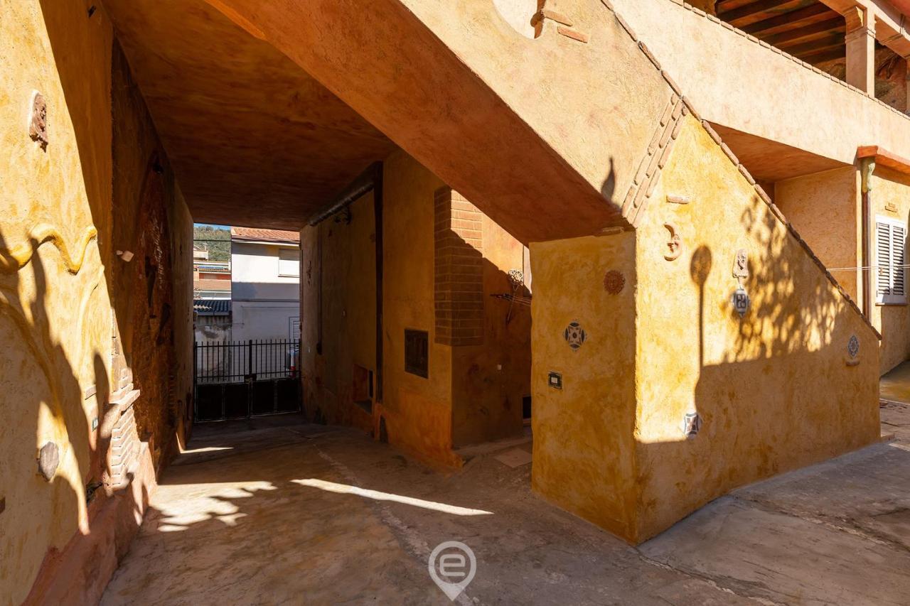 Gaudi Guesthouse テウラーダ エクステリア 写真